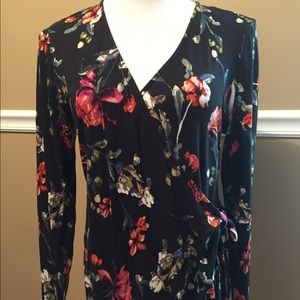 Bobeau Women’s Top